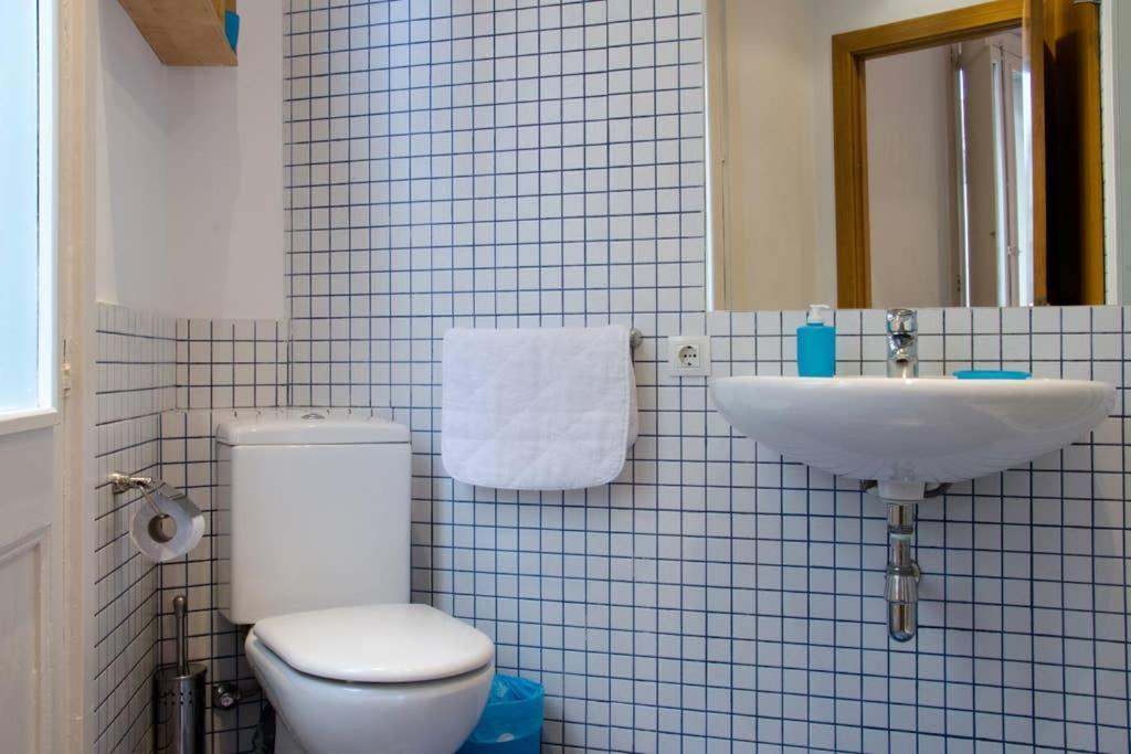 Ripoll Apartments برشلونة المظهر الخارجي الصورة