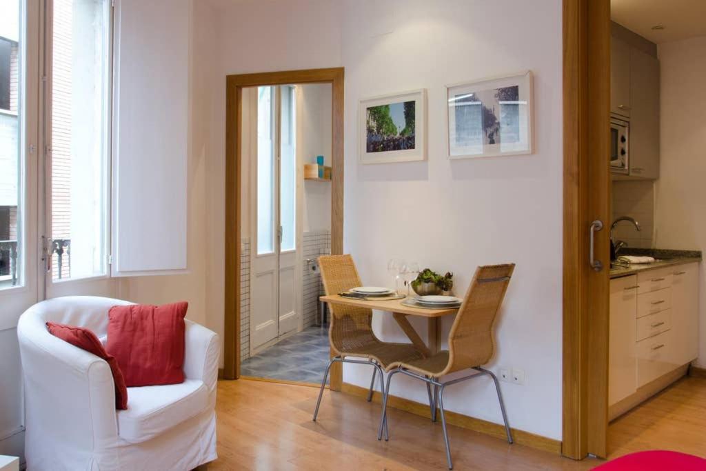 Ripoll Apartments برشلونة المظهر الخارجي الصورة
